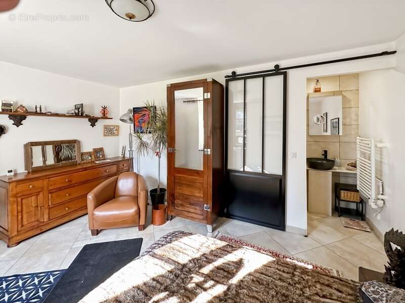 FONTAINEBLEAU SUD à 25mn, Longère de 220 m2 - Parc arboré de 6 332 m2 - photo 15