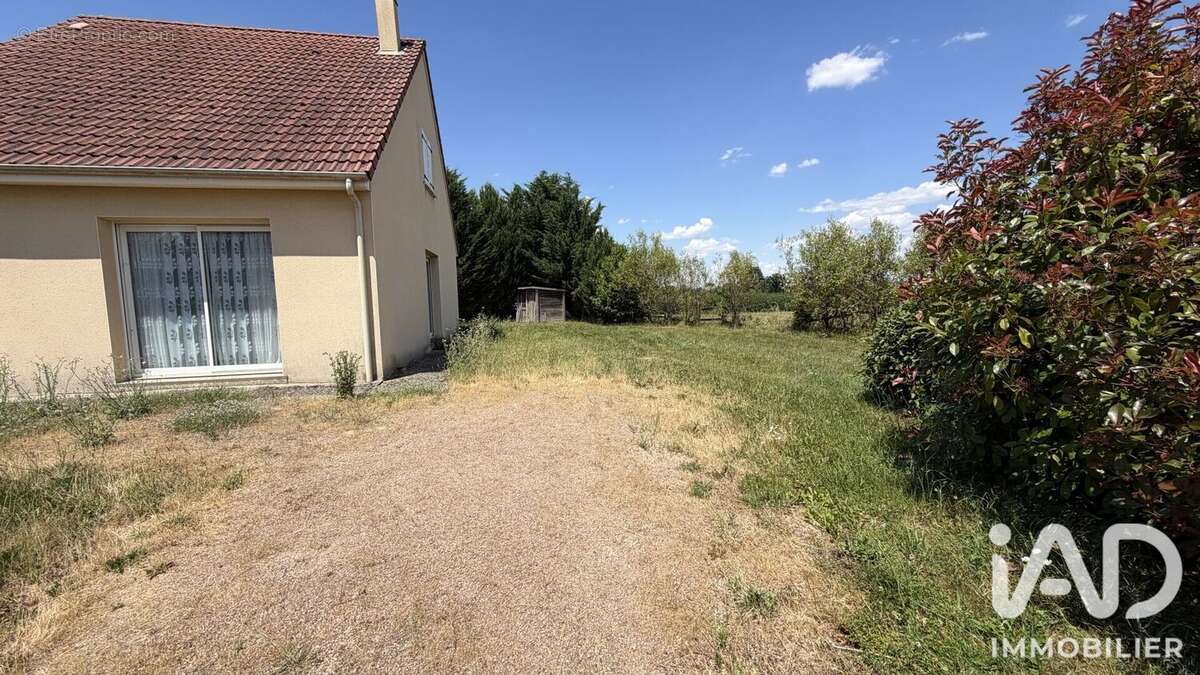 Maison 95 m² à Bussiere-Saint-Georges  - photo 6