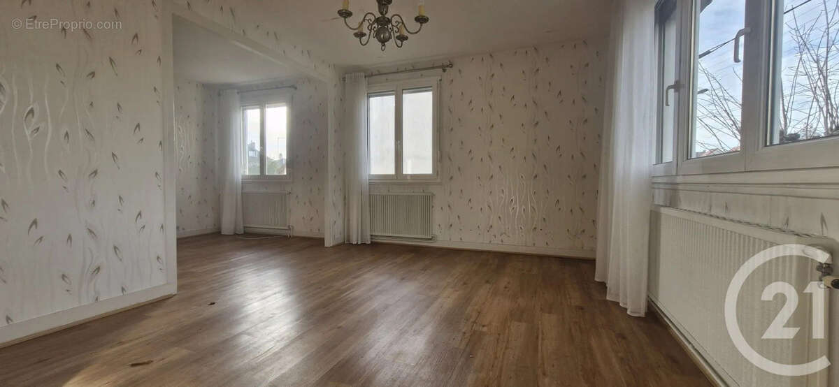 Maison à CHATEAUDUN