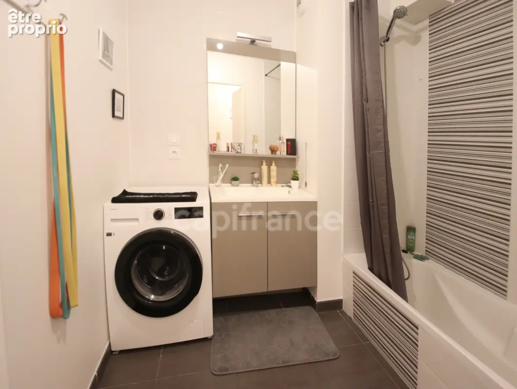 Appartement en rez-dejardin à vendre 3 pièces de 67 m² SCIEZ (74) - photo 9