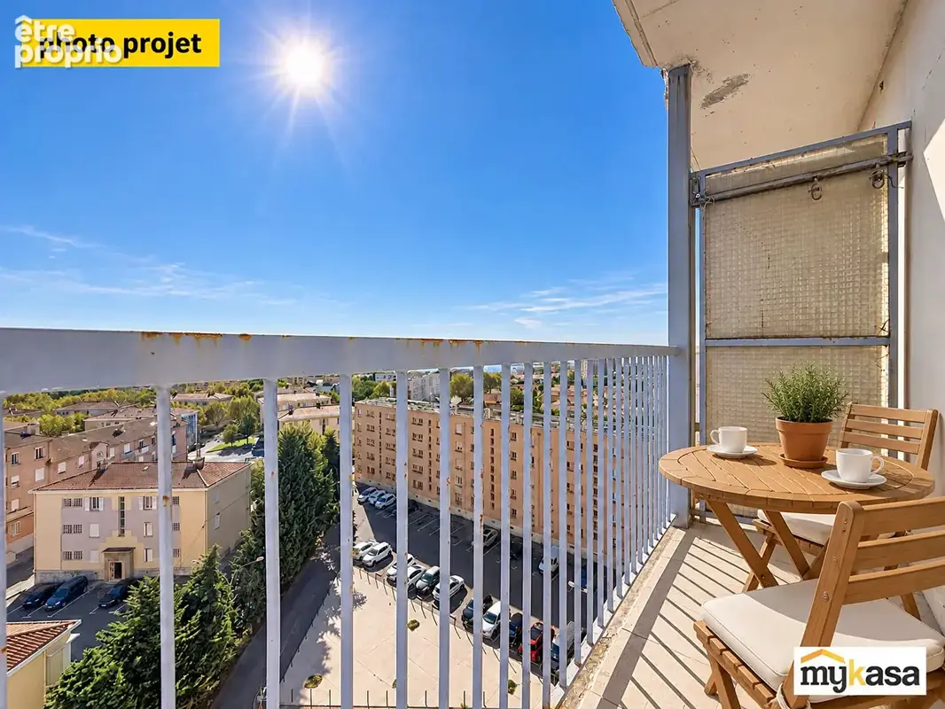 Appartement Port De Bouc  1 pièce(s) 28 m2  avec balcon vue mer et cave - photo 9
