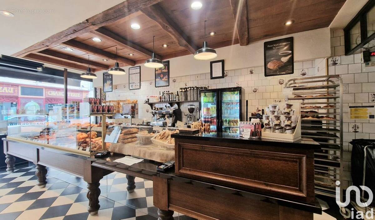 Photo 1 - Commerce à RAMBOUILLET