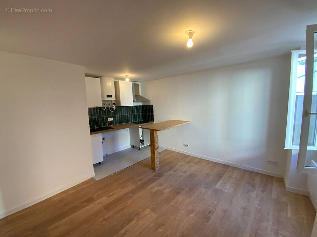 Appartement à CUERS