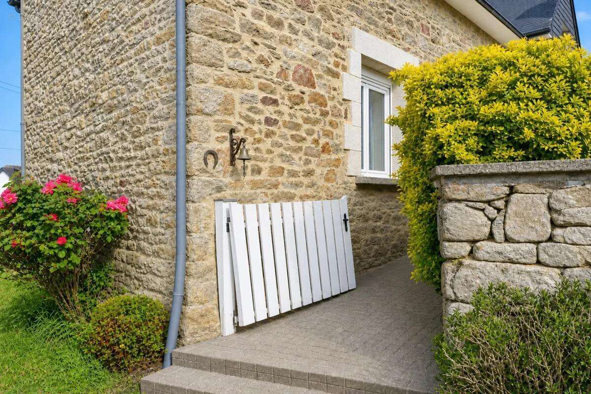 Maison à PLUMERGAT
