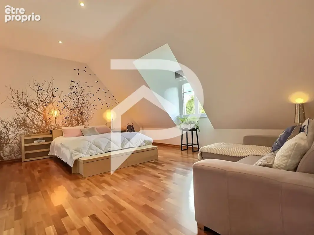 Maison 7 pièce(s) 230 m2 - photo 8