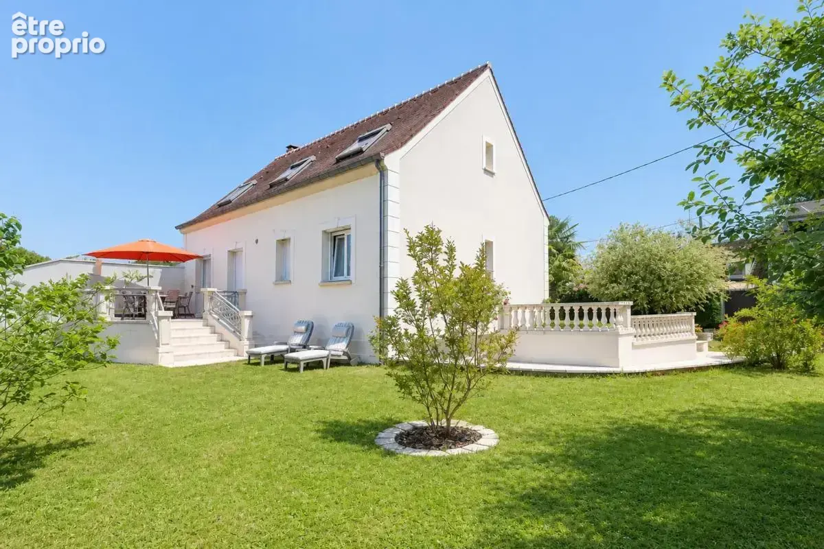 Maison de 7 pièces de 245 m² à Claye-Souilly - photo 17