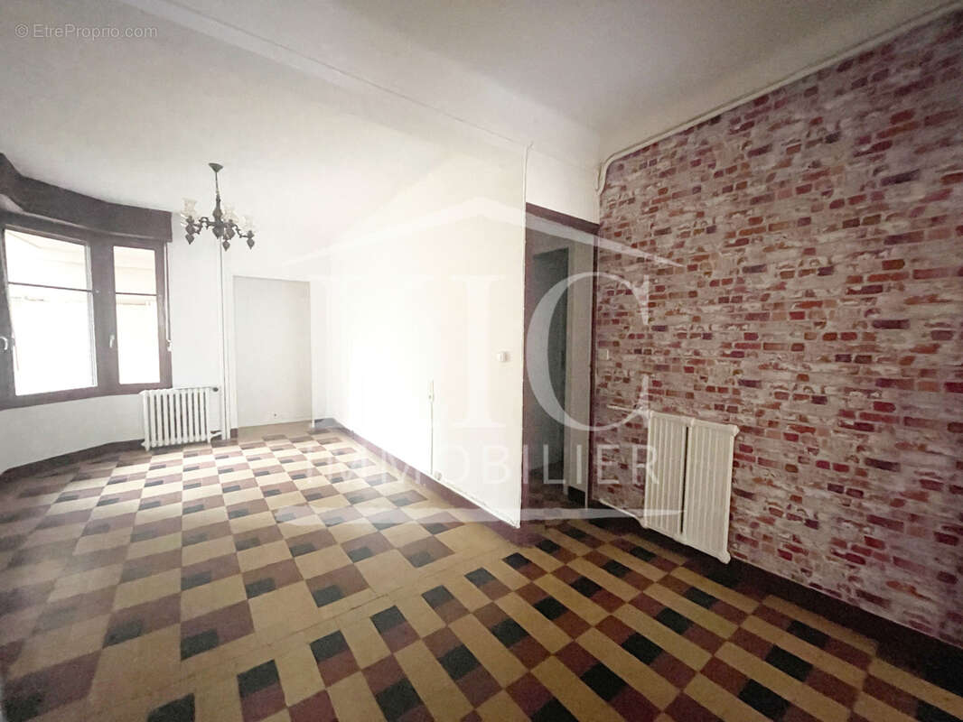 Appartement à CARCASSONNE