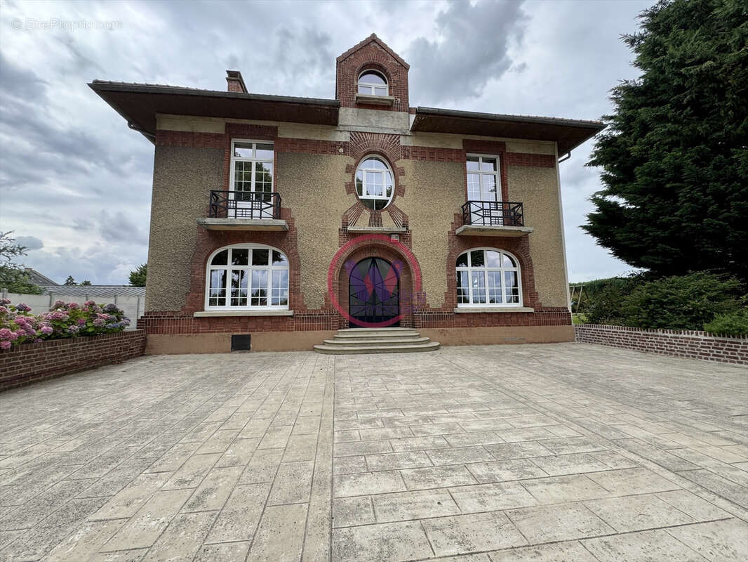 Belle maison de maitre renovee - photo 13