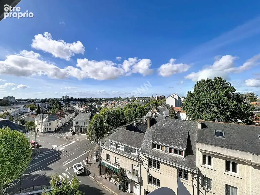 Nantes Rond-point de Vannes / Appartement T3 / 63m² / ascenseur / - photo 5