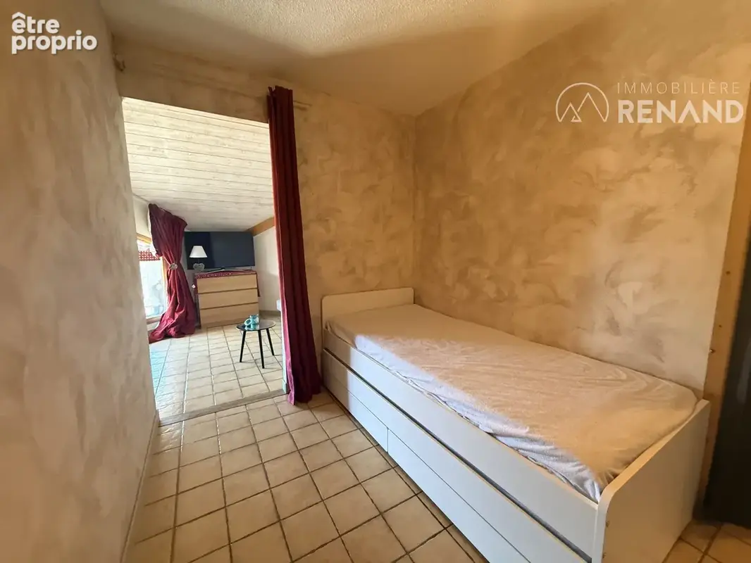 Appartement 1 pièce 20 m² à vendre à Cluses (74300) - photo 5