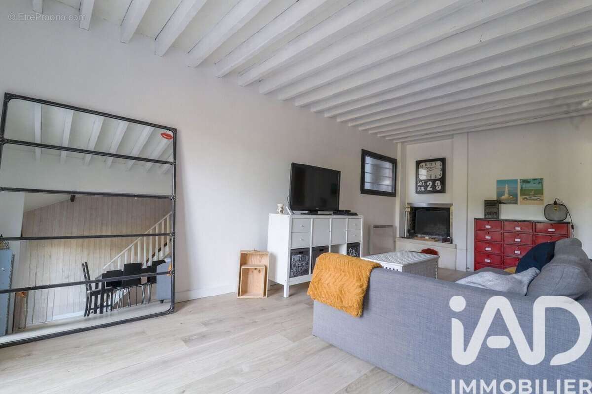 Maison 135 m² à Saulx-Les-Chartreux  - photo 8