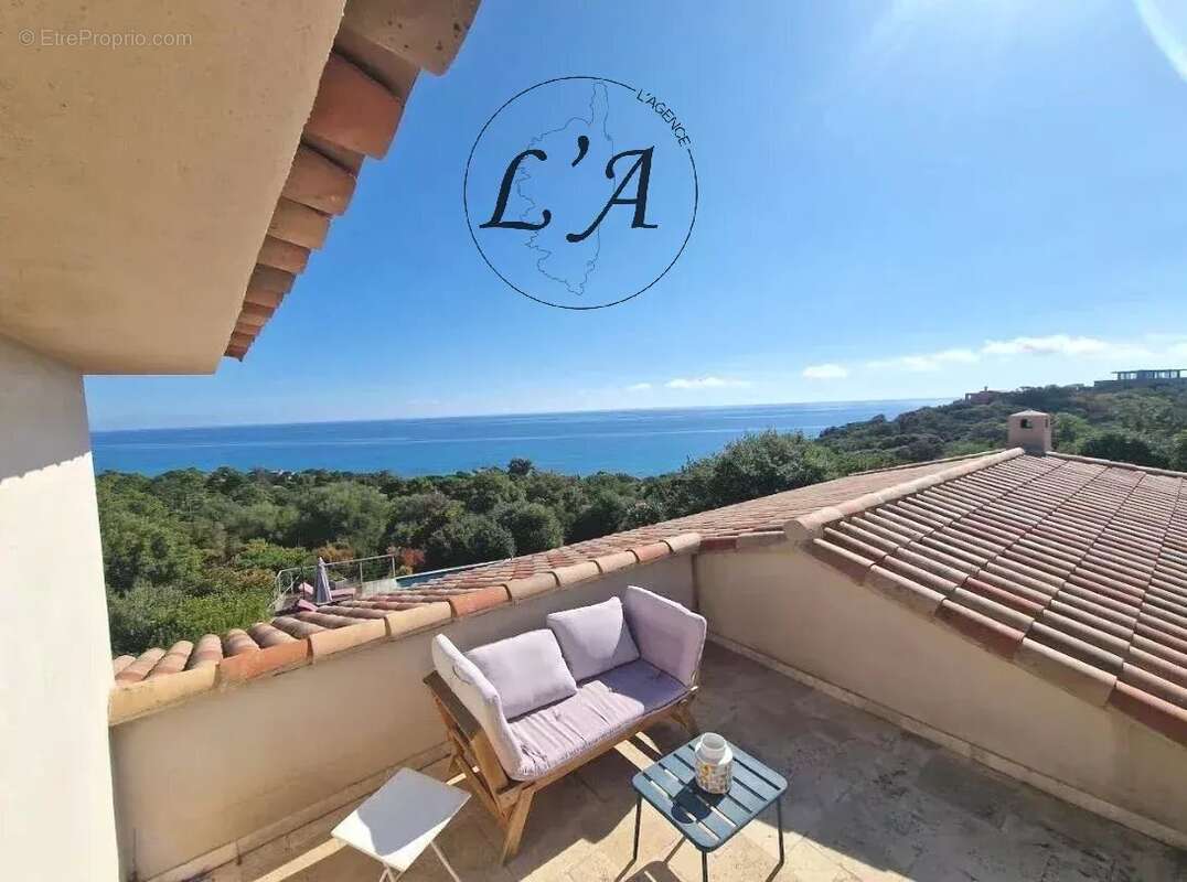 Maison à PORTO-VECCHIO