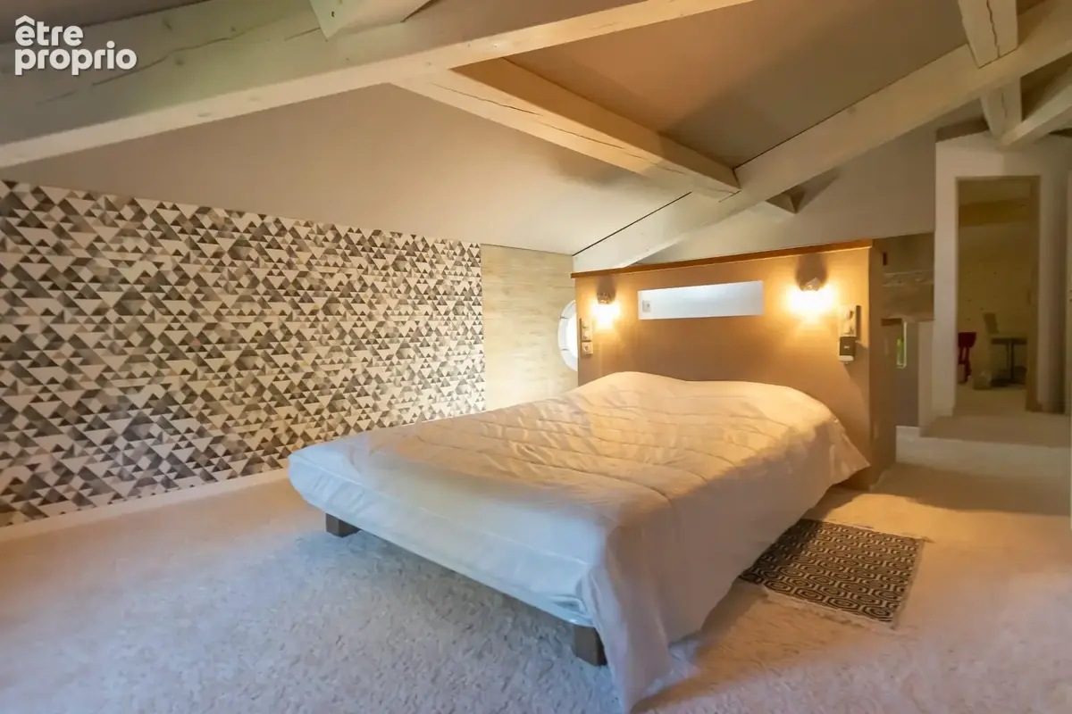 Maison familiale avec studio indépendant, piscine et grand terrain - photo 24