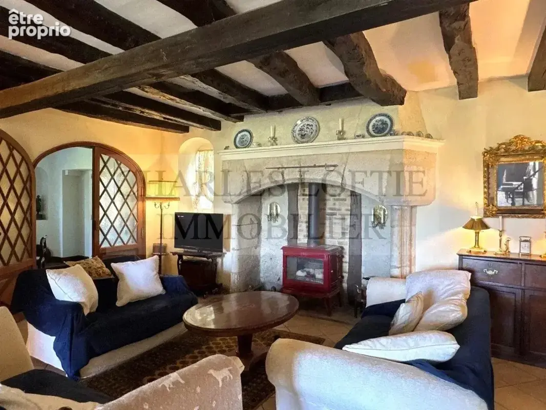 Propriété de caractère avec manoir, maison d’amis, piscine intérieure et 9,8 hectares de terrain, proche Puy-l’Evêque. - photo 7
