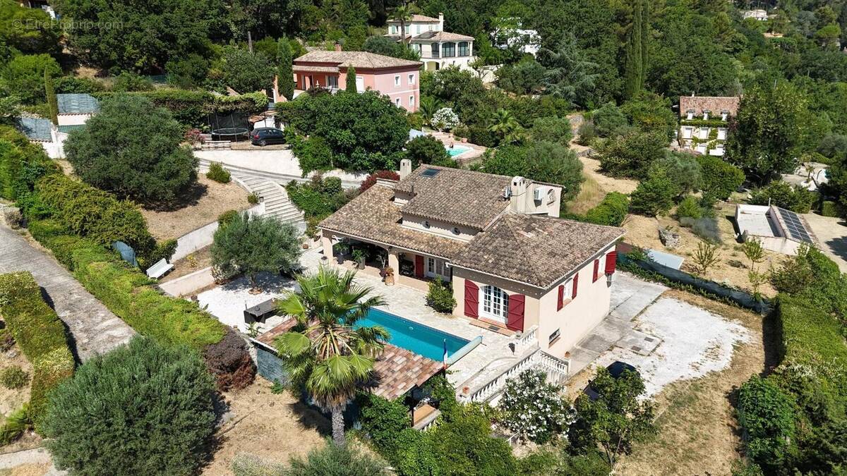 Photo 1 - Maison à DRAGUIGNAN