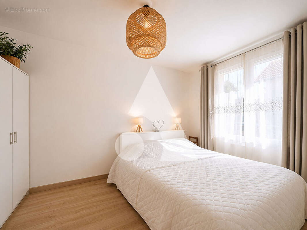 Maison à LA FRETTE-SUR-SEINE