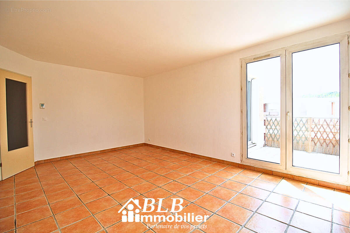 Appartement à ELANCOURT