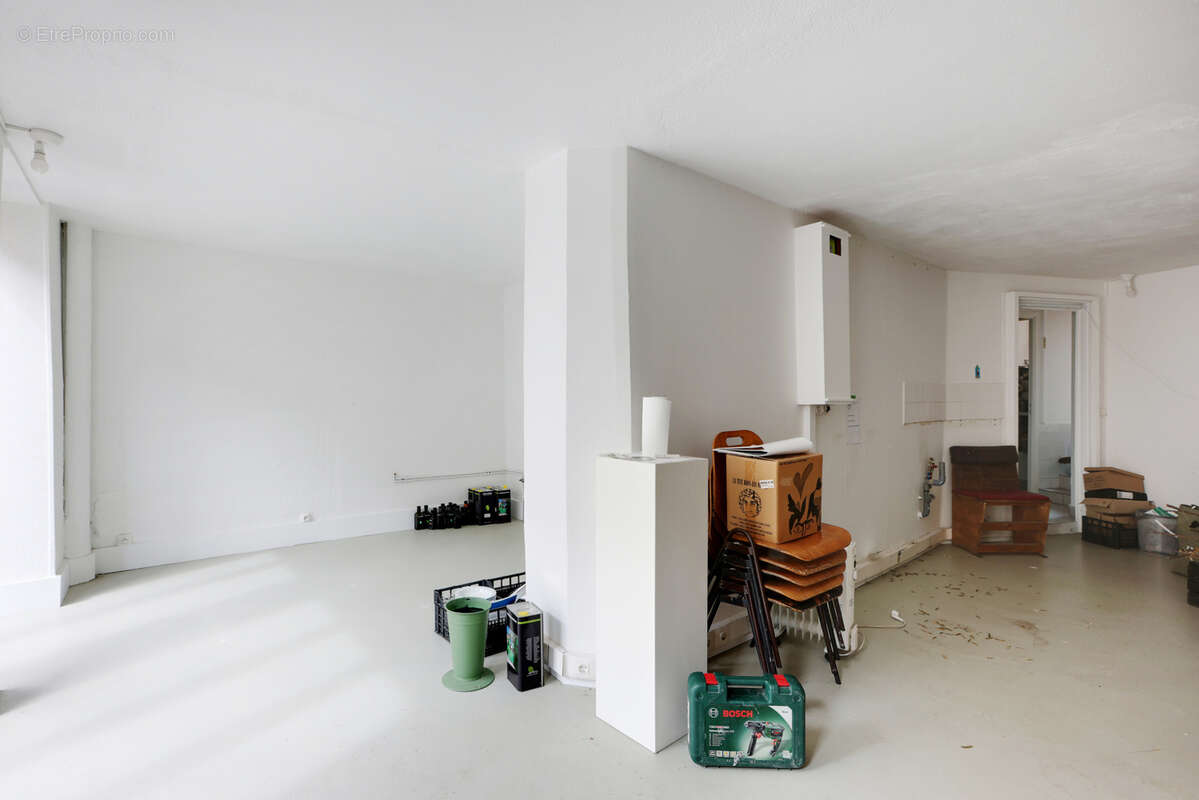 Local commercial 52m2 en trois pièces toutes activités - photo 6