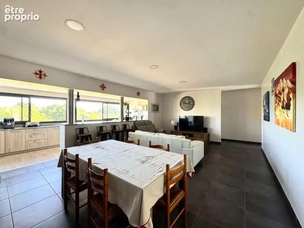 Maison 4 pièces / 117 m² / 259 000 EUR / SAINT-GERMAIN-DES-PRES - photo 6