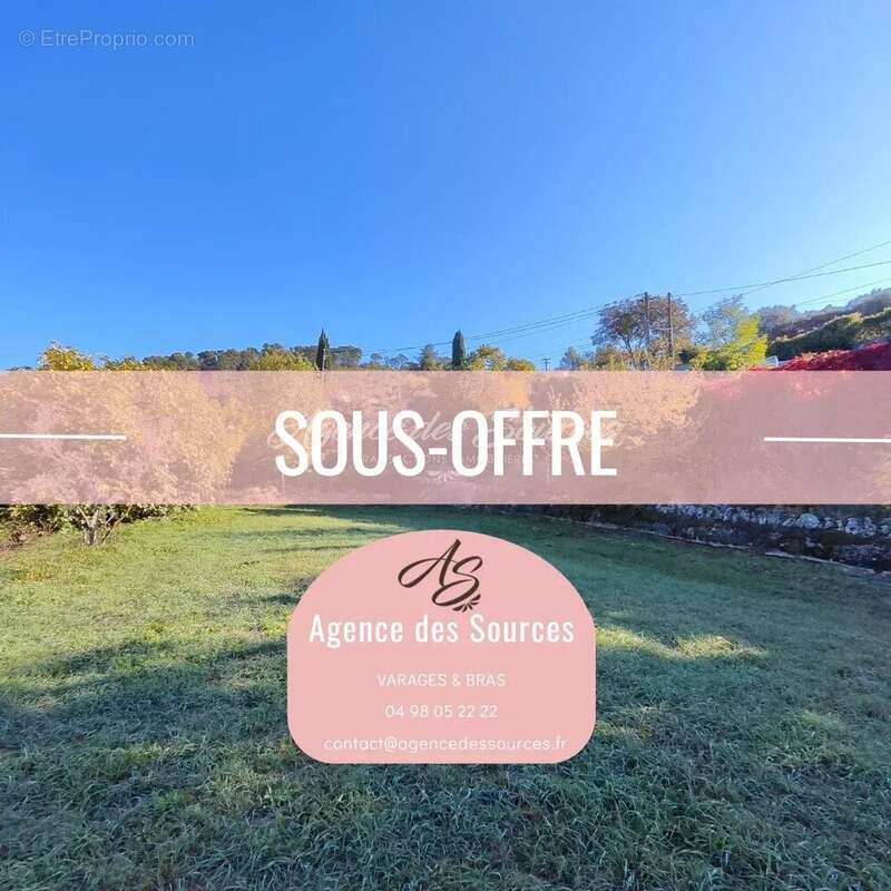 Terrain à VARAGES