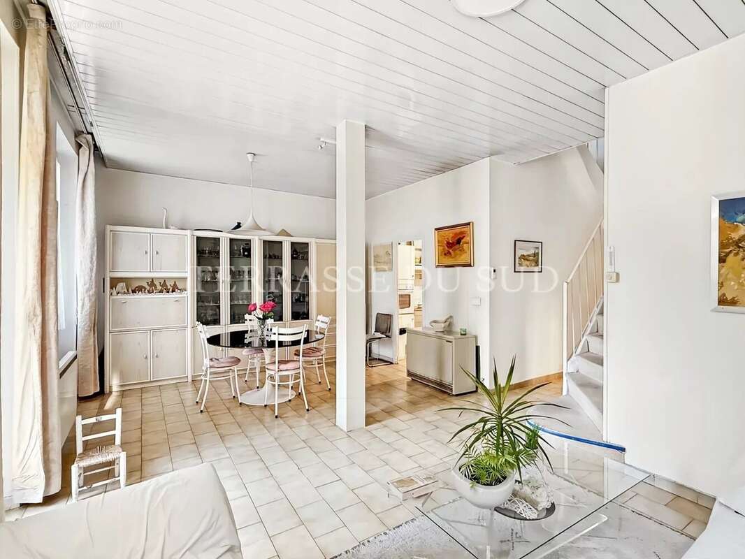 Maison à MARSEILLE-5E