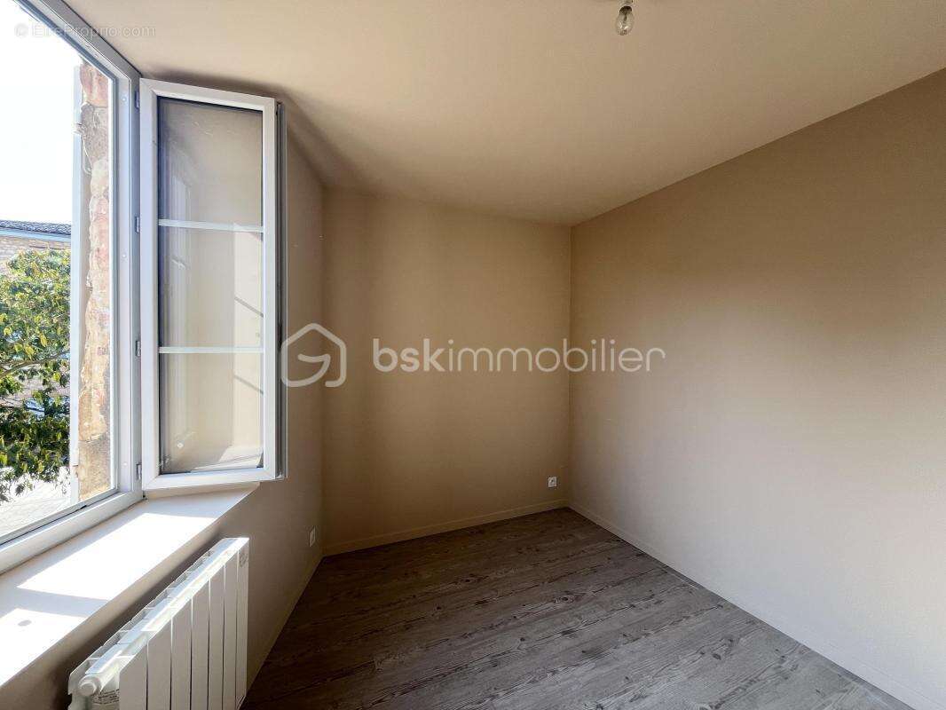 Appartement à POMMIERS