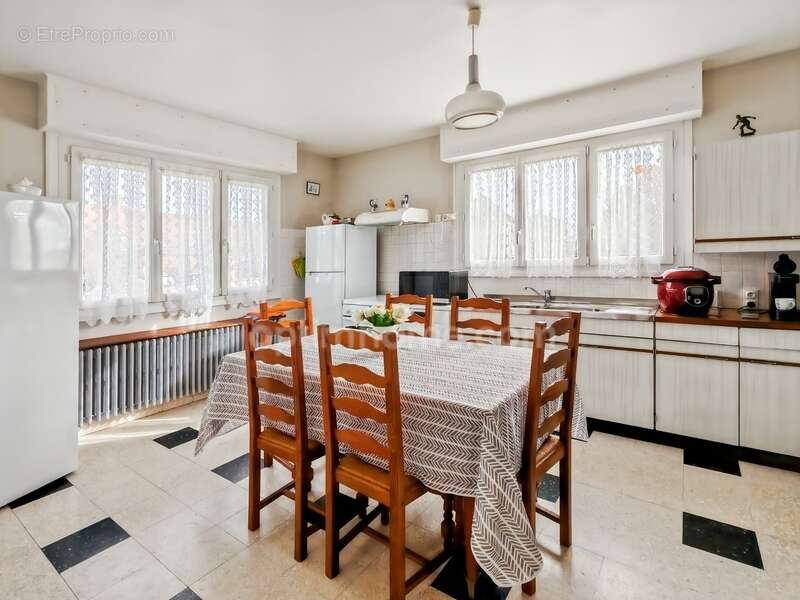 Maison à SACY-LE-GRAND