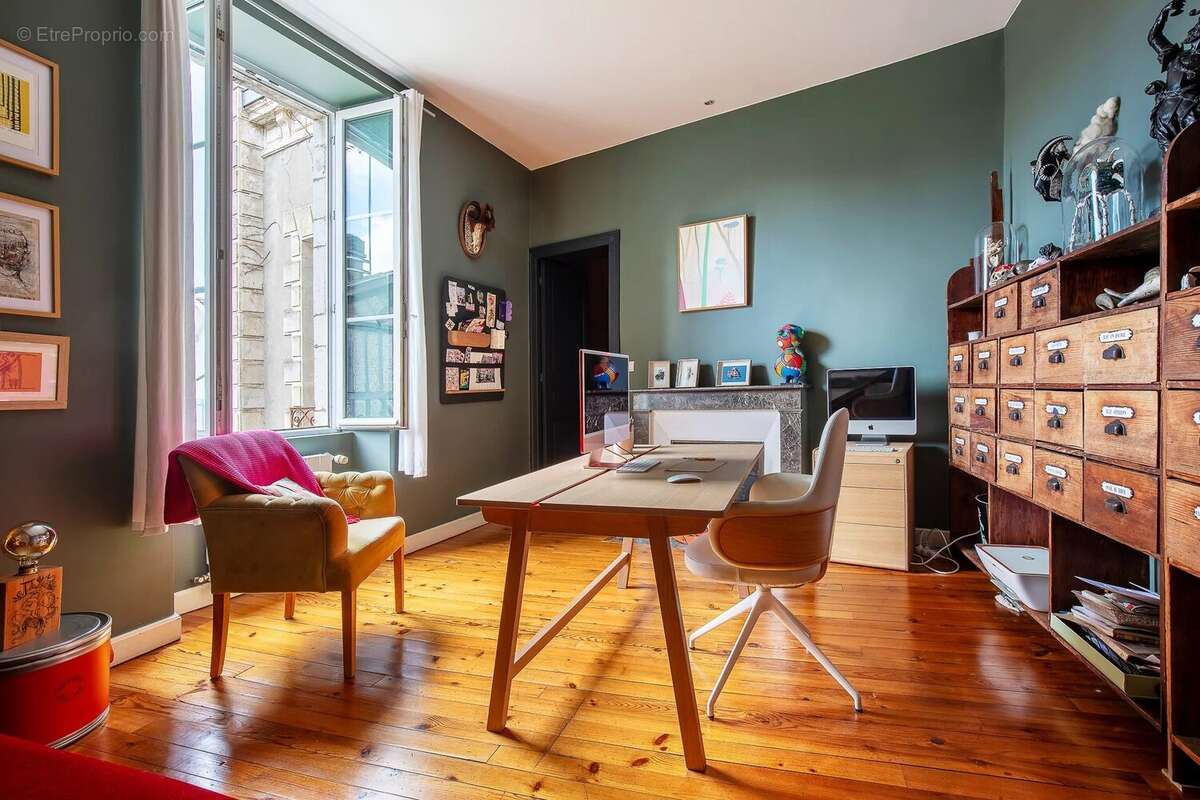 Maison à POUILLON