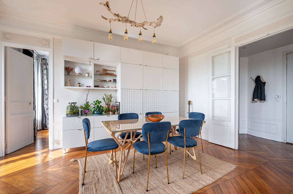 Appartement à PARIS-12E