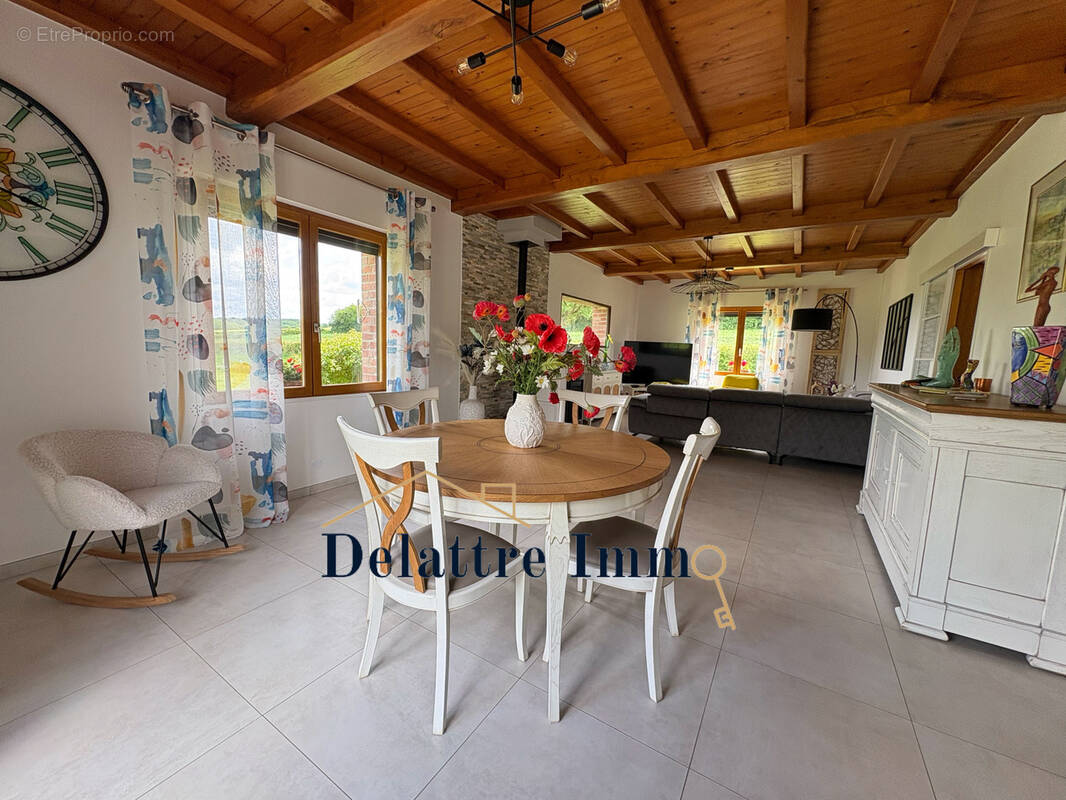 Maison à QUESQUES