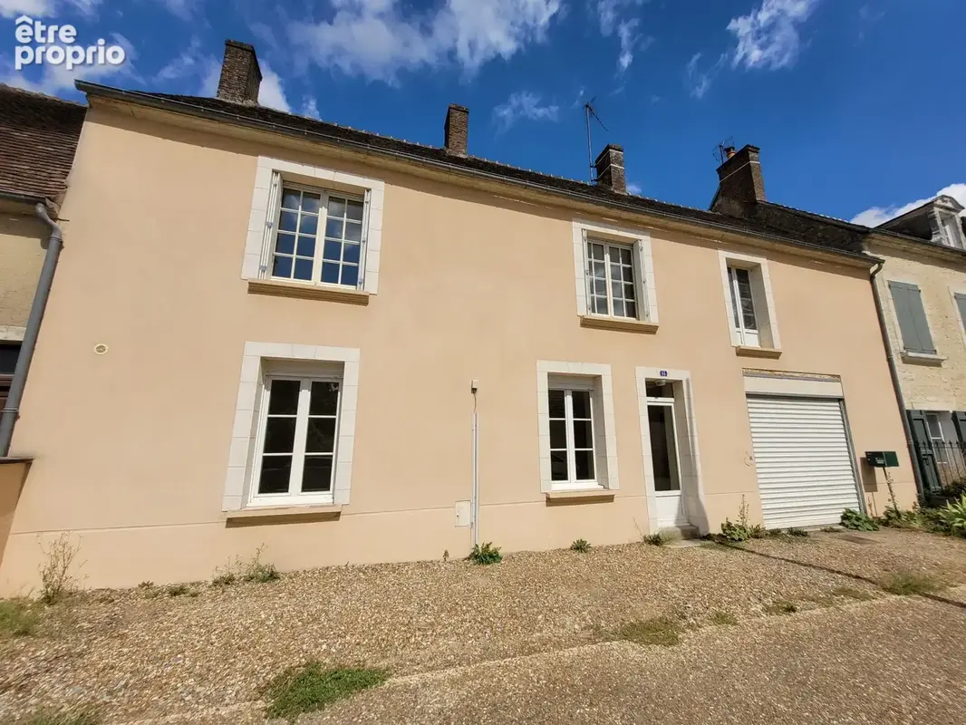Maison à MOUTIERS-AU-PERCHE