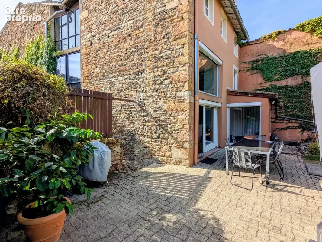 Maison 7 pièces 203 m² à vendre à Macon (71000) - photo 2
