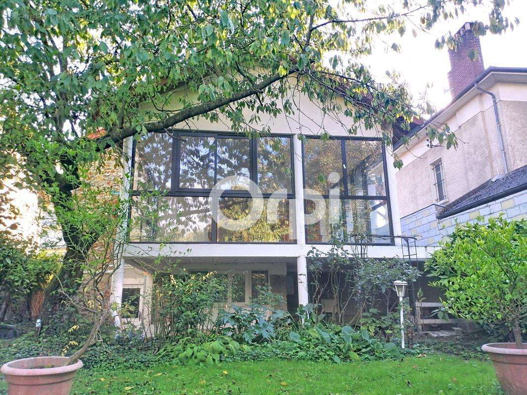 Maison à LONGJUMEAU