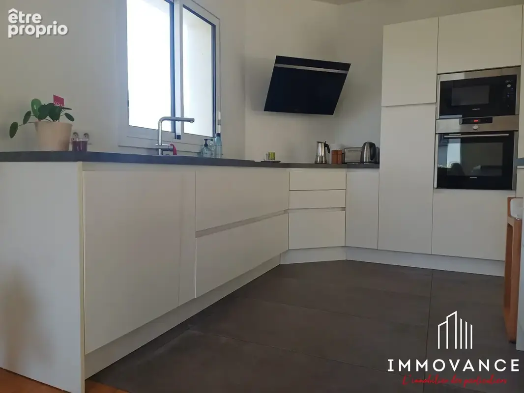 Maison 8 pièces 200 m² à vendre à Montpellier (34090) - photo 7