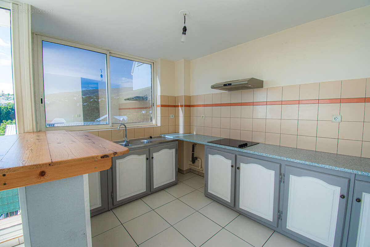 Appartement à SAINT-DENIS