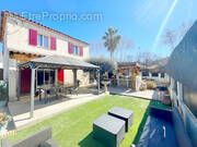 Maison à SAINT-CYR-SUR-MER