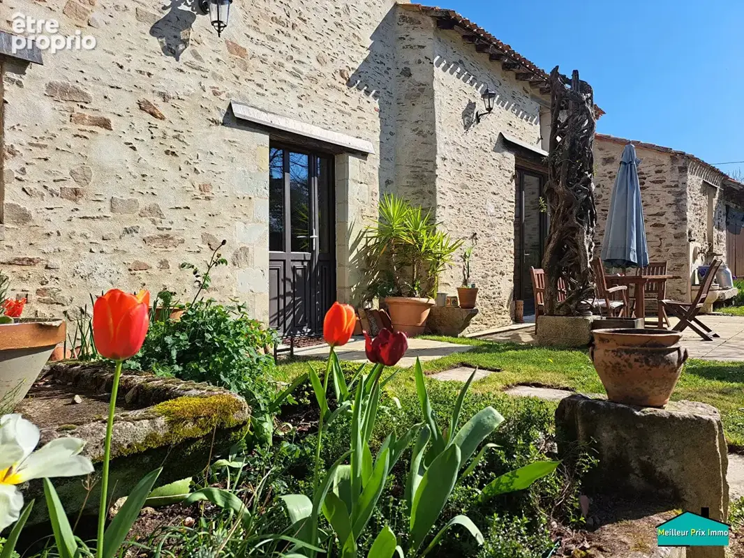 Ensemble immobilier La Limouzinière 206 m² - photo 2