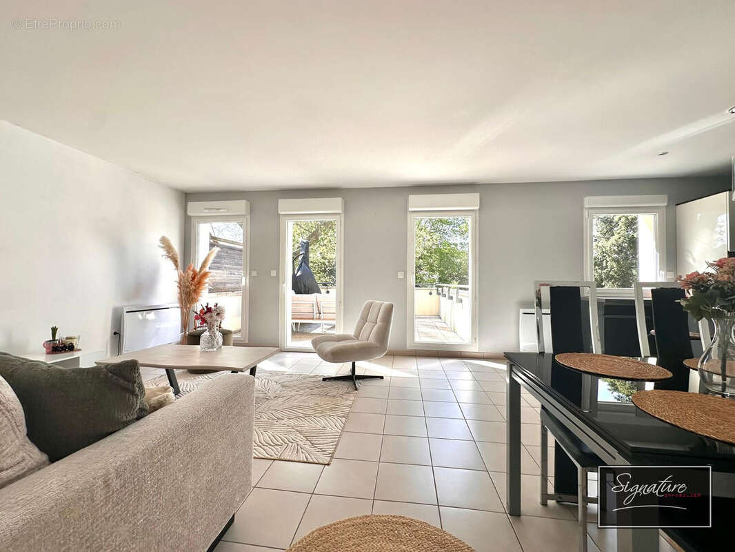 Appartement à PLAILLY