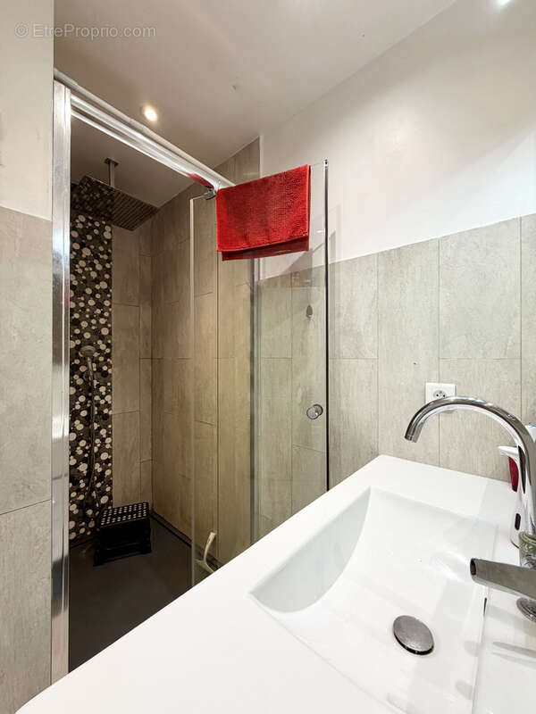 Appartement à ROQUEBRUNE-CAP-MARTIN