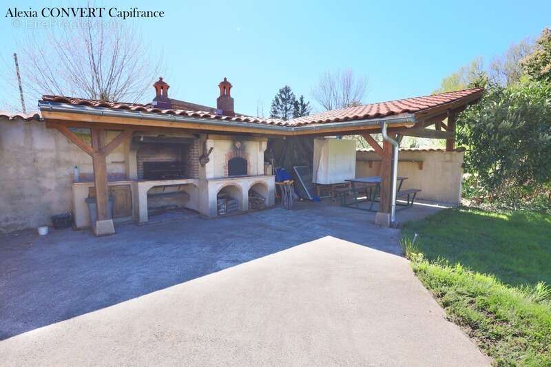 Maison à vendre 5 pièces, terrain 3420m² de calme à CORMOZ (01) - photo 12