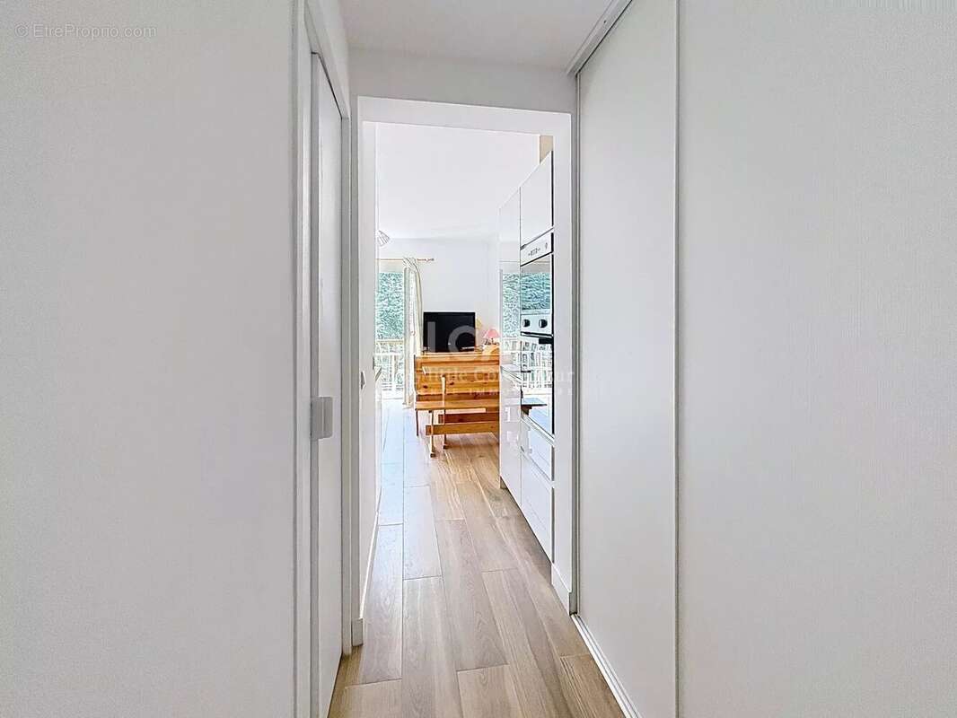 Appartement à SAINT-ETIENNE-DE-TINEE