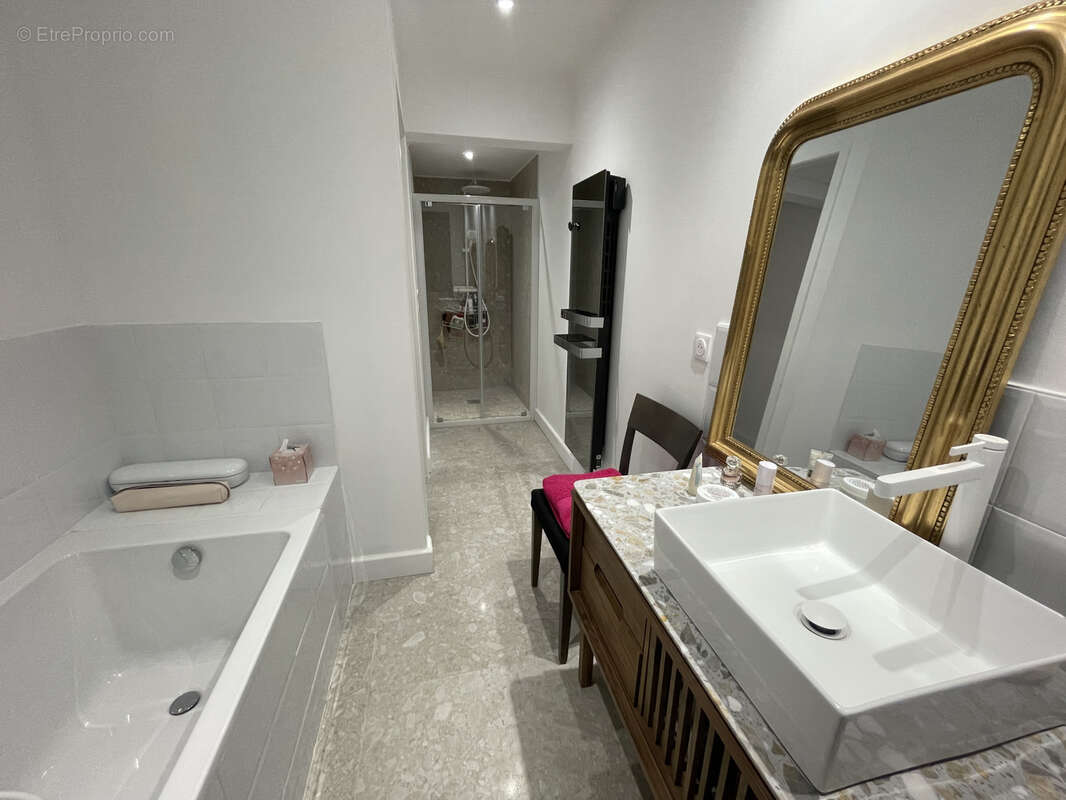 Appartement à ARLES