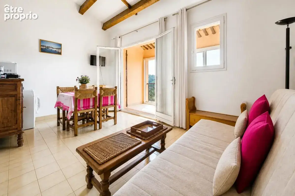 Appartement 2 pièces de 37 m² à Roquebrune-sur-Argens - photo 2