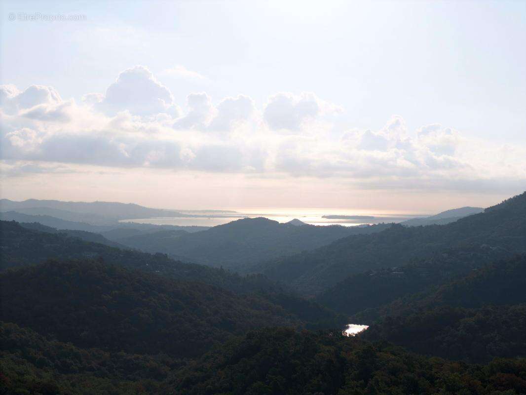 Maison à LES ADRETS-DE-L&#039;ESTEREL