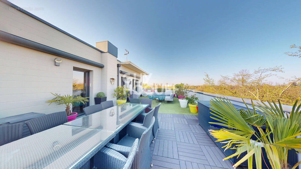 Appartement à SAINT-SEBASTIEN-SUR-LOIRE