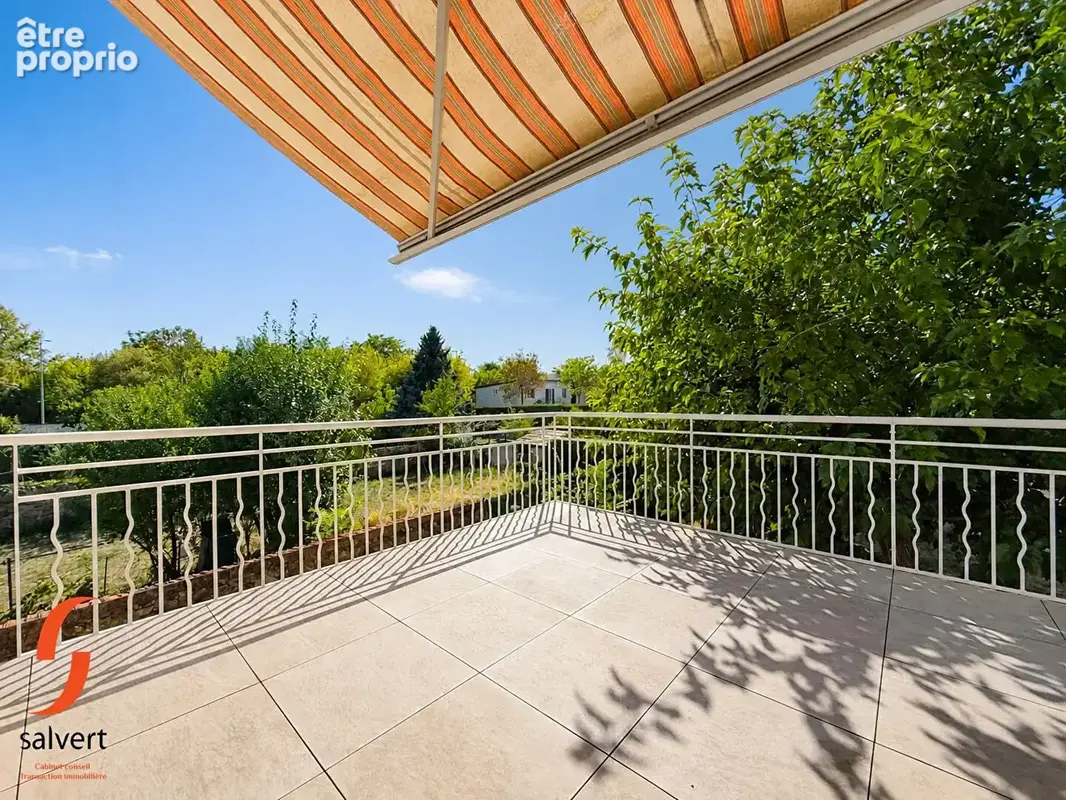A vendre, Maison 4 chambres, ascenseur, garage, jardin. - photo 2