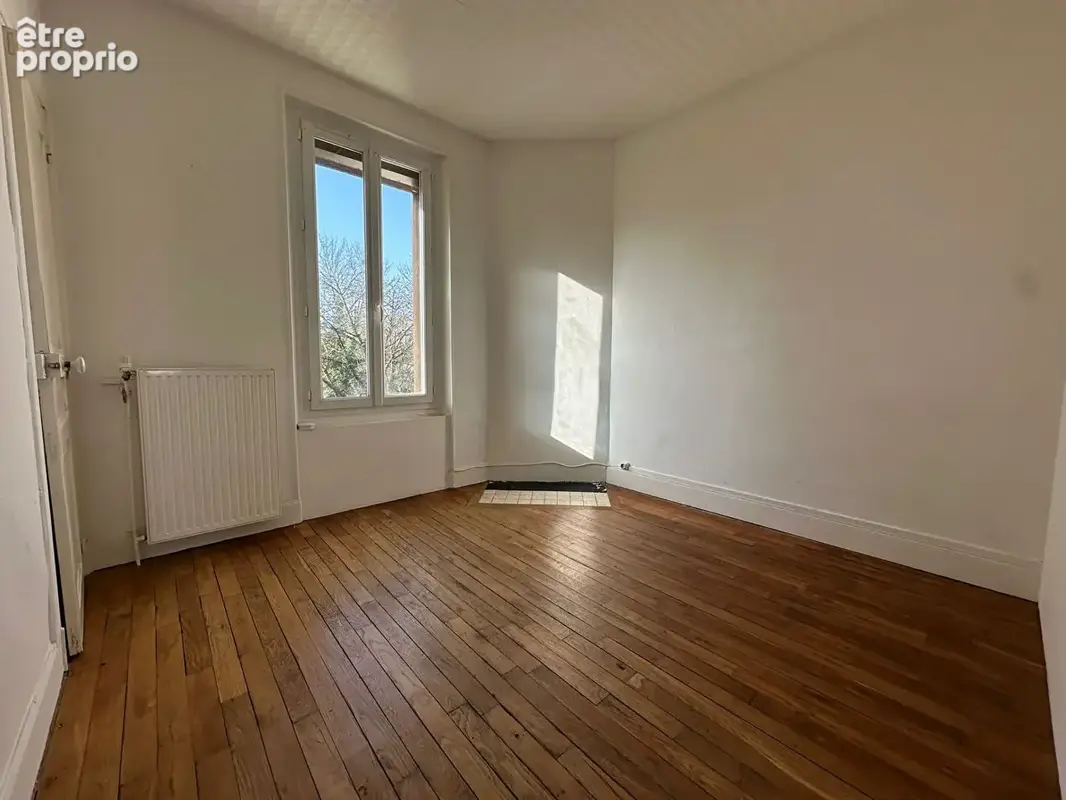 Romilly Sur Seine 4 pièces - 64 m2 - Terrain clos - Commerces et gare a pied - photo 6