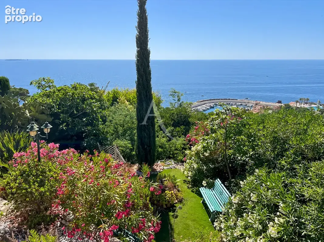 Un appartement rare avec vue mer,  131 m² avec terrasse et jardin - photo 13