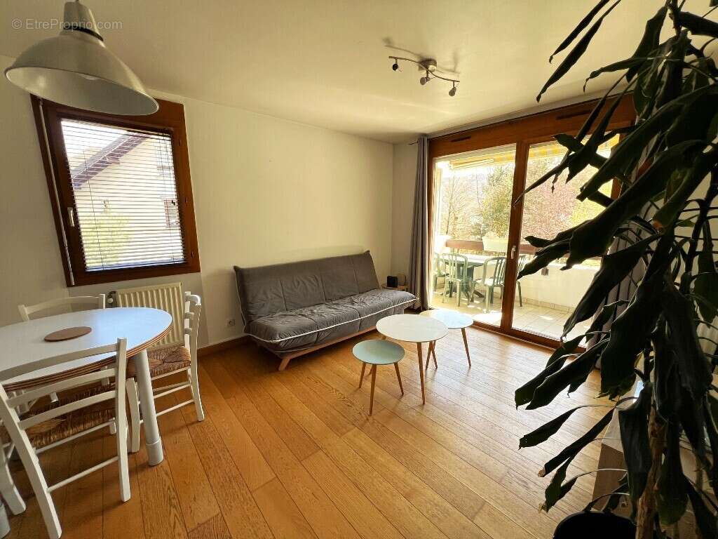 Appartement à SEYNOD