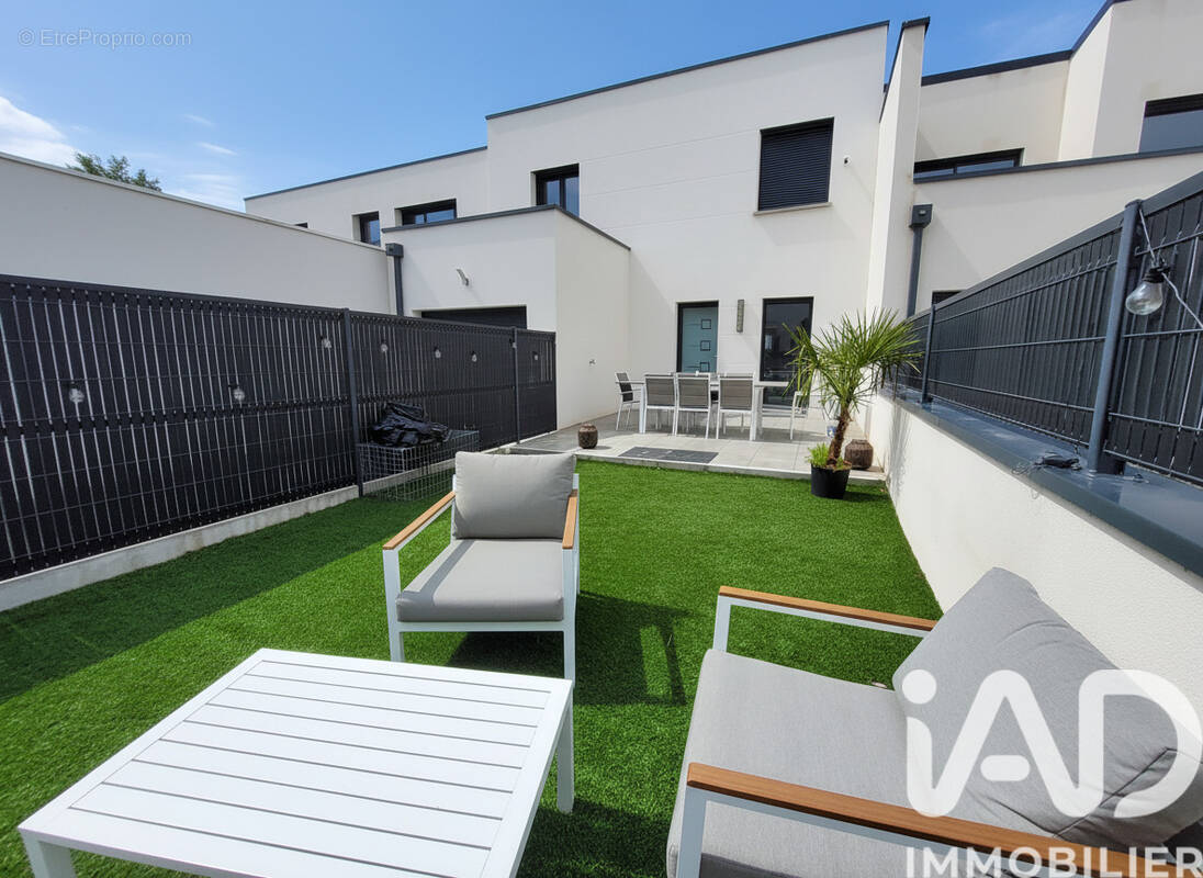 Photo 1 - Maison à TRELAZE